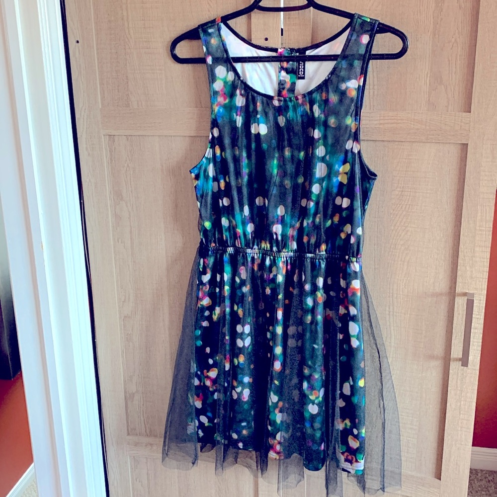Size Medium / Large H&M party dress